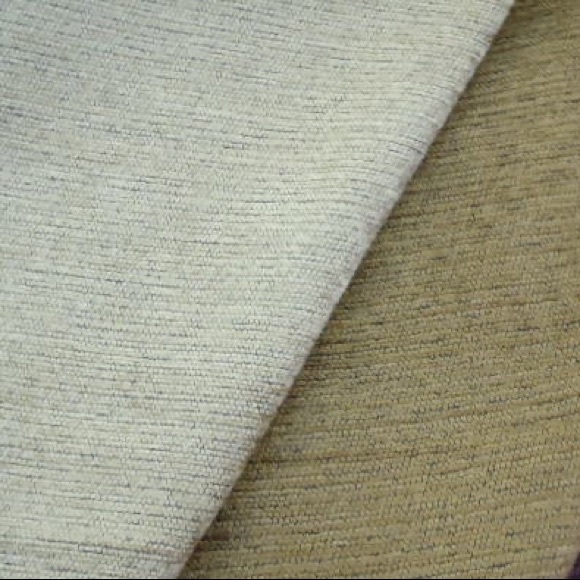 Chenille Wade in Dune ( left white / oyster color) - Picture 2 of 4